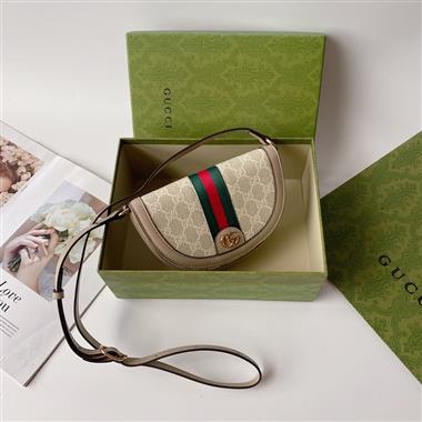 GUCCI   2023新款女生時尚休閒包 尺寸:20*13.5*4CM