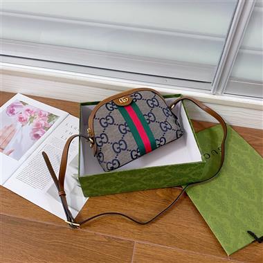 GUCCI   2023新款女生時尚休閒包 尺寸:23.5*19*8CM