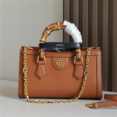 GUCCI   2023新款女生時尚休閒包  尺寸：27*15.5*11CM