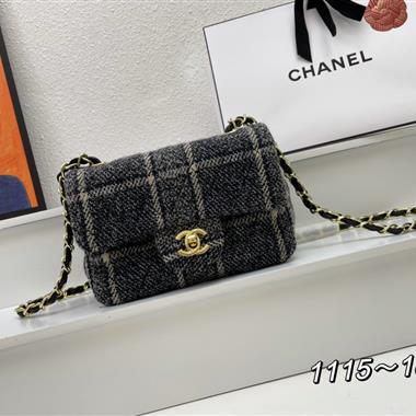 CHANEL   2023新款女生時尚休閒包  尺寸：18CM