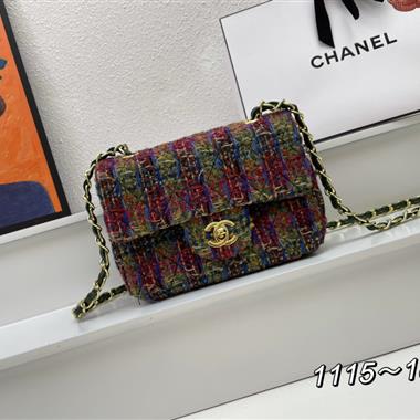CHANEL   2023新款女生時尚休閒包  尺寸：18CM