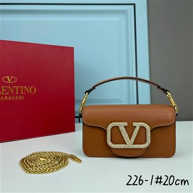  Valentino   2023新款女生時尚休閒包 尺寸：20*11*5CM