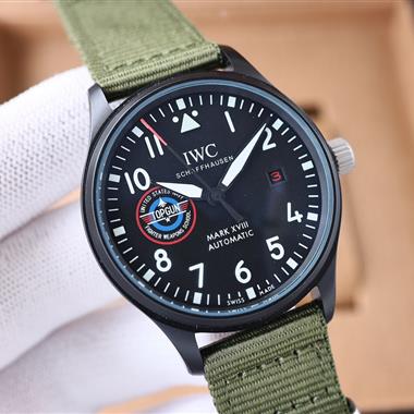 IWC   2023新款時尚休閒手錶  尺寸：42MM