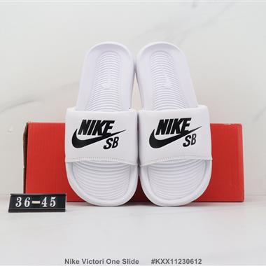 Nike Victori One Slide 夏季露趾運動拖鞋