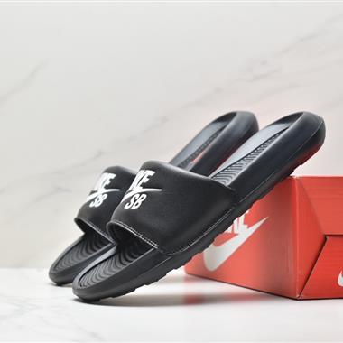 NIKE VICTORI ONE SLIDE 夏季潮款沙灘拖 