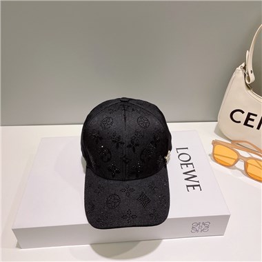 LOUISVUITTON