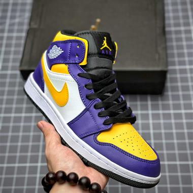 NIKE AIR JORDAN 1 MID AJ1喬1運動鞋 
