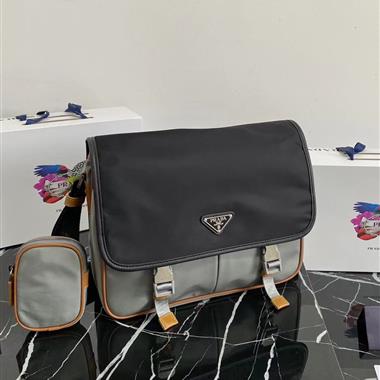 PRADA   2023新款男生時尚休閒包 尺寸:32*24*12CM