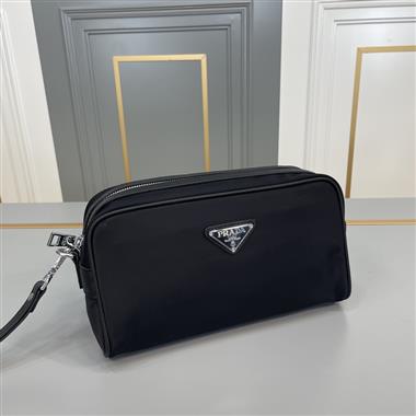 PRADA   2023新款男生時尚休閒包 尺寸:26*16.5*6.5CM