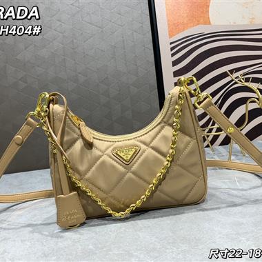 PRADA   2023新款女生時尚休閒包 尺寸：22*18*6.5CM