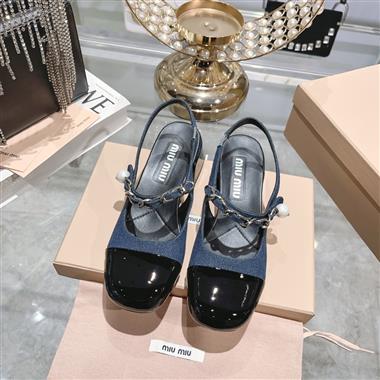 MiuMiu    2023新款休閒時尚女生鞋子