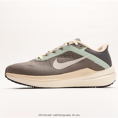 Nike Air Zoom Winflo 10 登月跑鞋