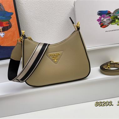 PRADA    2023新款女生時尚休閒包  尺寸:25-18-8CM