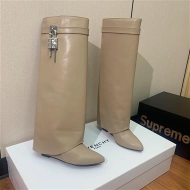 Givenchy   2023新款女生休閒時尚鞋子