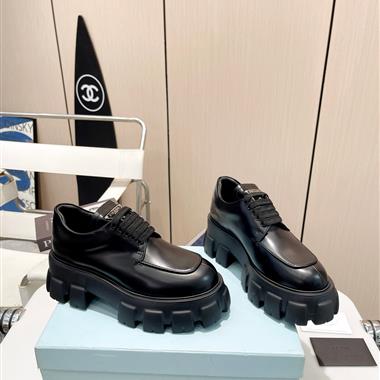 PRADA   2023新款女生休閒時尚鞋子