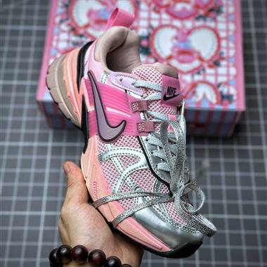  Nike  V2K Runtekk “Summit White Metallic Silver