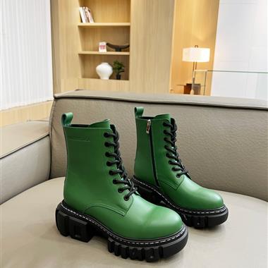 Balenciaga  2023新款女生休閒時尚鞋子