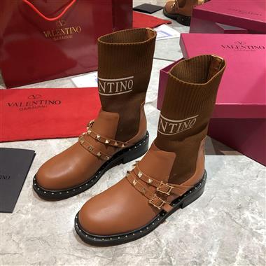 Valentino   2023新款女生休閒時尚鞋子