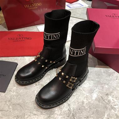 Valentino   2023新款女生休閒時尚鞋子