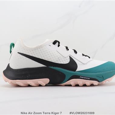 Nike Air Zoom Terra Kiger 7 登月減震跑步鞋