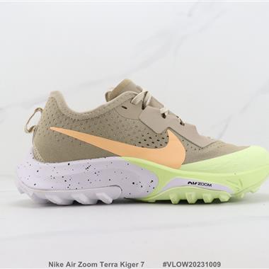 Nike Air Zoom Terra Kiger 7 登月減震跑步鞋