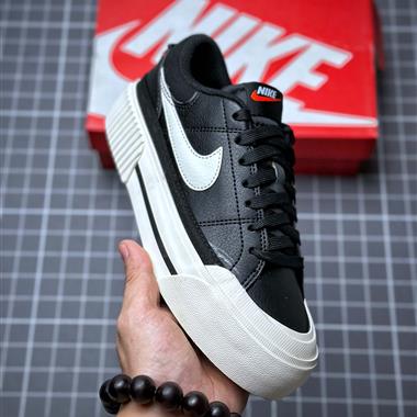 NIKE COURT LEGACY LIFT WUATERRNEKSTEAM ORANGE