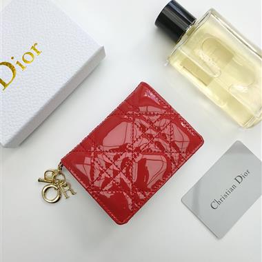 DIOR   2023新款時尚休閒包 尺寸：10.5*7.5*2.5CM