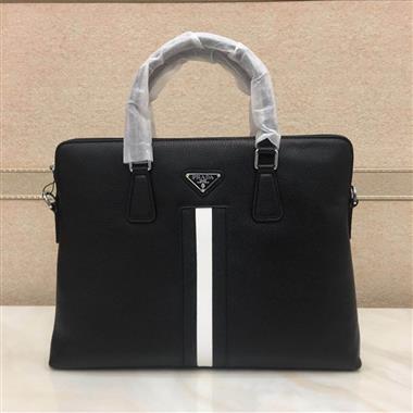 PRADA   2023新款男生時尚休閒包 尺寸:39-28-7CM