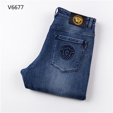 VERSACE  2023秋冬季新款休閒牛仔褲