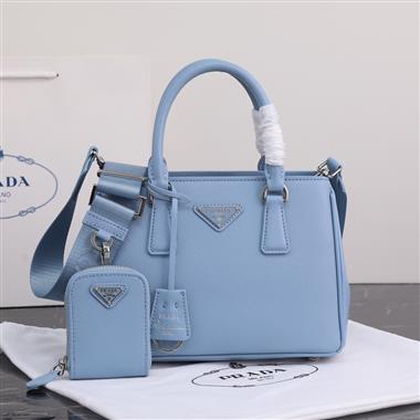 PRADA   2023新款女生時尚休閒包 尺寸:23*16.5*10CM