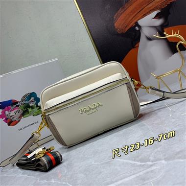 PRADA   2023新款女生時尚休閒包 尺寸:23-16-7CM