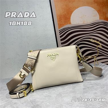 PRADA   2023新款女生時尚休閒包 尺寸:24*19*6CM