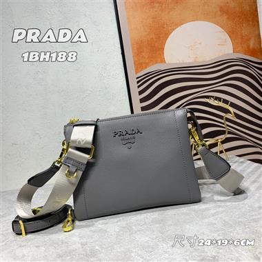 PRADA   2023新款女生時尚休閒包 尺寸:24*19*6CM