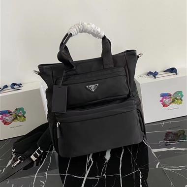 PRADA  2023新款男生時尚休閒包 尺寸:38*33*15CM