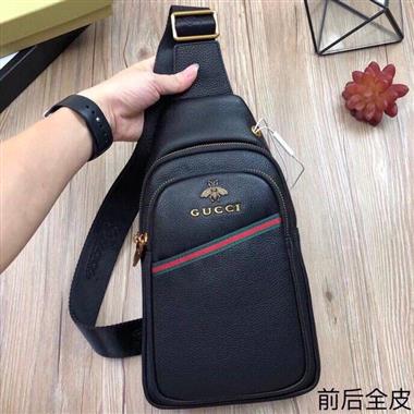 GUCCI   2023新款男生時尚休閒包 尺寸：28-18-7CM