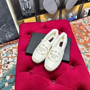 PRADA   2023新款女生休閒時尚鞋子