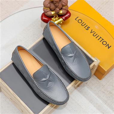 Louis Vuitton  2023新款男生休閒時尚鞋子