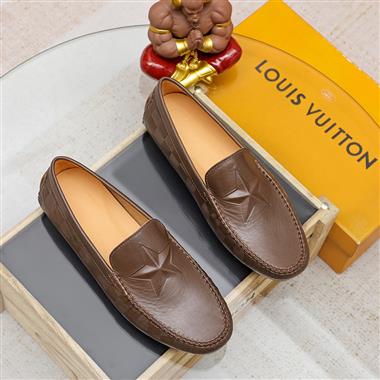 Louis Vuitton  2023新款男生休閒時尚鞋子
