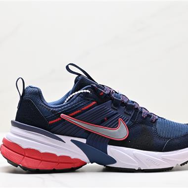 NIKE AIR ZOOM PEGASUS跑步鞋