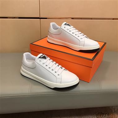 PRADA  2023新款男生休閒時尚鞋子