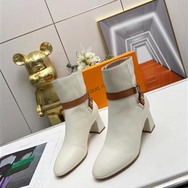 Louis Vuitton  2023新款女生休閒時尚鞋子