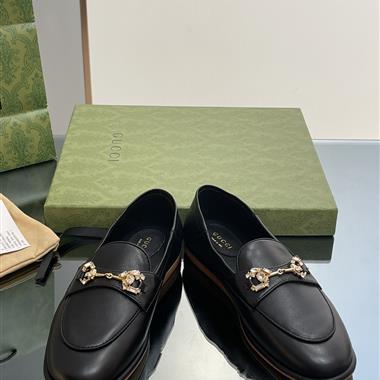 GUCCI  2023新款女生休閒時尚鞋子