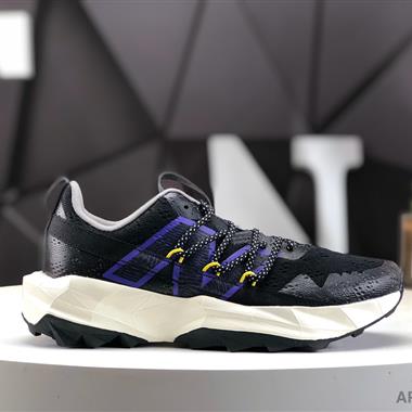 New Balance FuelCell SuperComp Trainer V2 輕量跑鞋