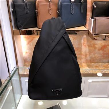PRADA  2023新款男生時尚休閒包 尺寸:37.5*26.5CM