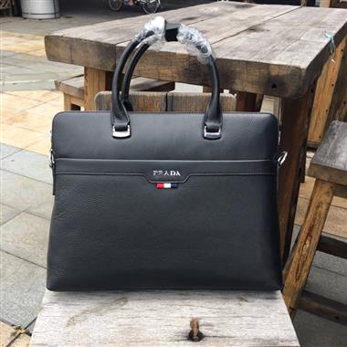 PRADA  2023新款男生時尚包包 尺寸:39*30*6CM