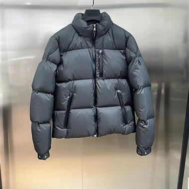 MONCLER   2023秋冬新款羽絨服外套