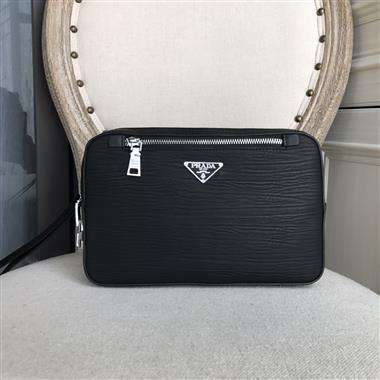 PRADA  2023新款男生時尚包包 尺寸:27-17-5CM