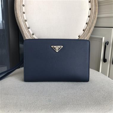 PRADA  2023新款男生時尚包包 尺寸:25.5-17-5CM