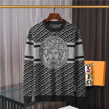 VERSACE   2023秋冬新款棉服外套