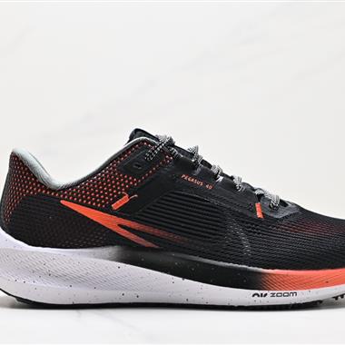 Nike Zoom Pegasus 登月40代系列 透氣緩震疾速跑鞋